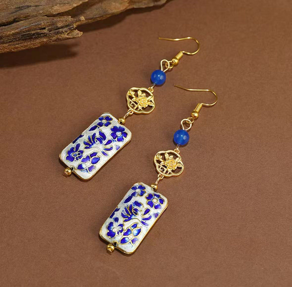 Spring Never Late - Lapis Blue Earrings.