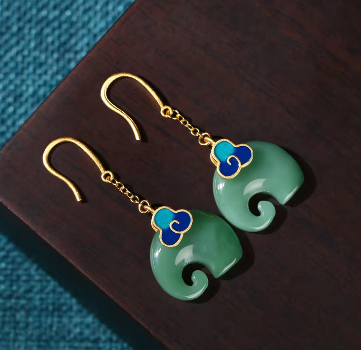 Yun - Peace & Prosperity Elephants