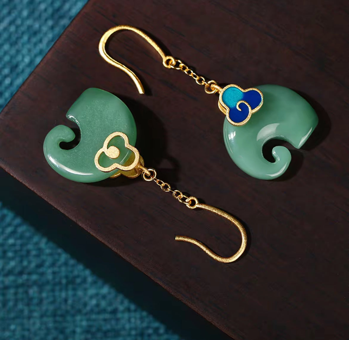 Yun - Peace & Prosperity Elephants