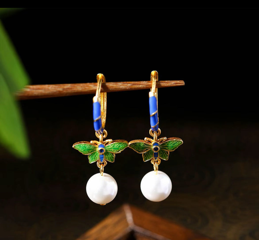 Eastern Garden - Emerald Dragonfly Whispers